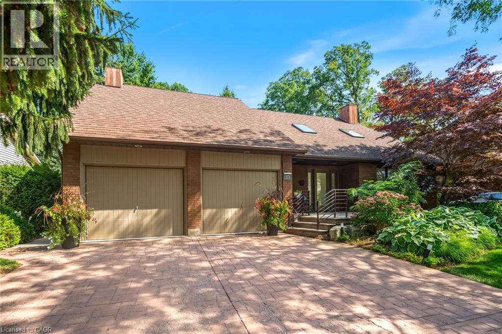 13 OAK DRIVE in 