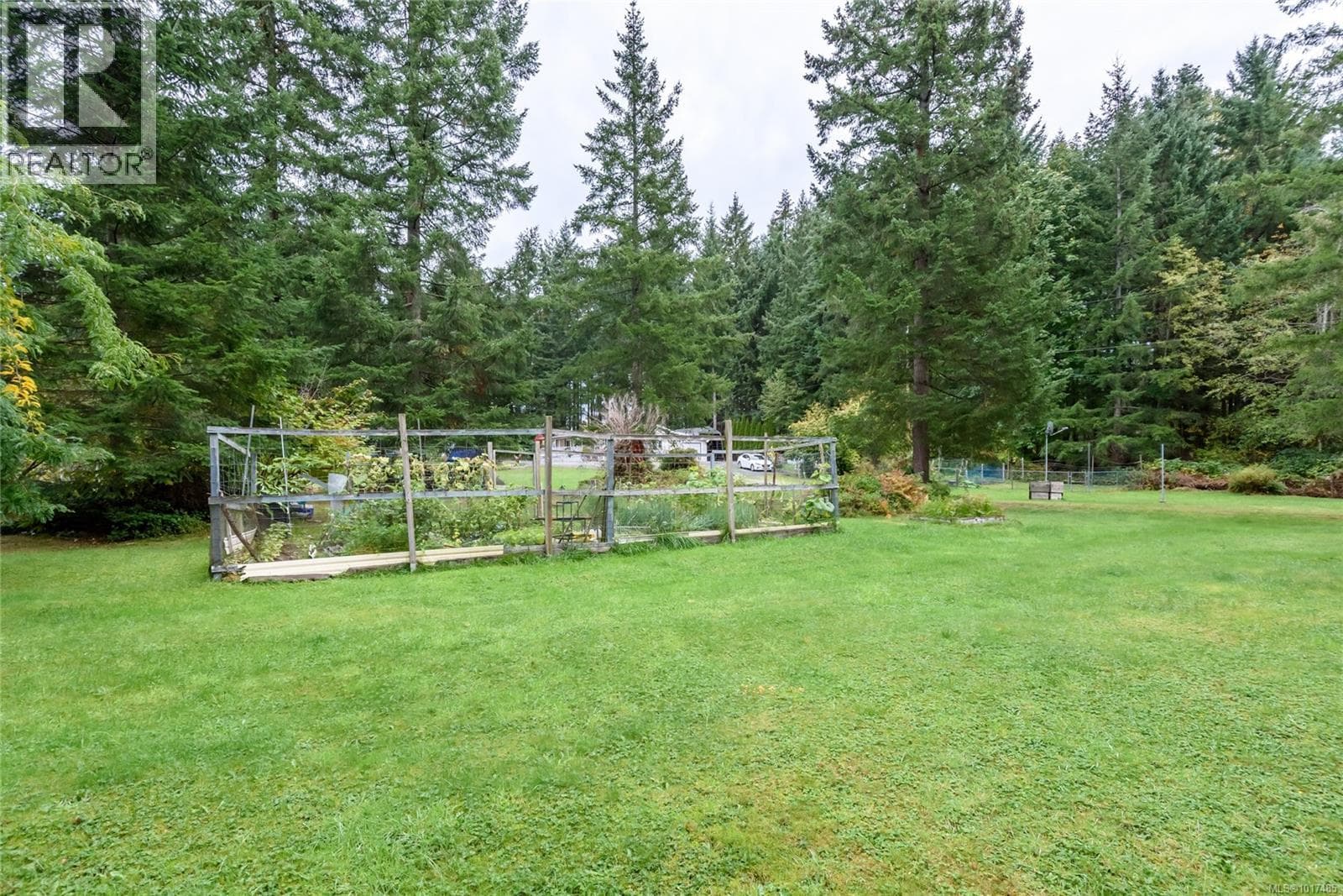 A/B 2826 Bruce Rd — photo 5