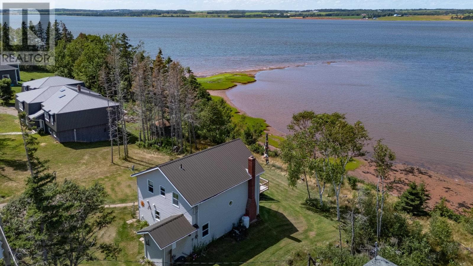 39 RIVERBANK DRIVE, PEIA — photo 2