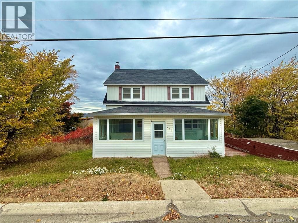 365 ADELAIDE STREET, New Brunswick — photo 2