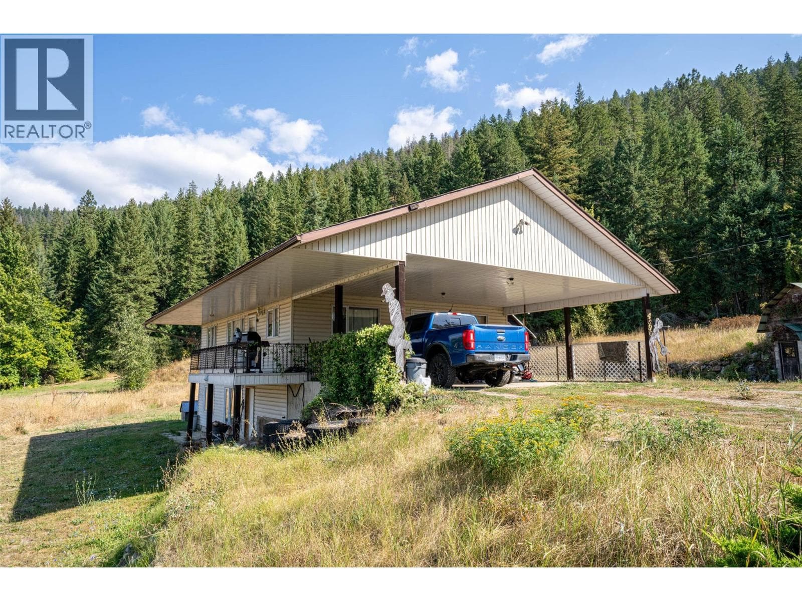 4596 BACK ENDERBY ROAD, Interior REALTORS® — photo 2