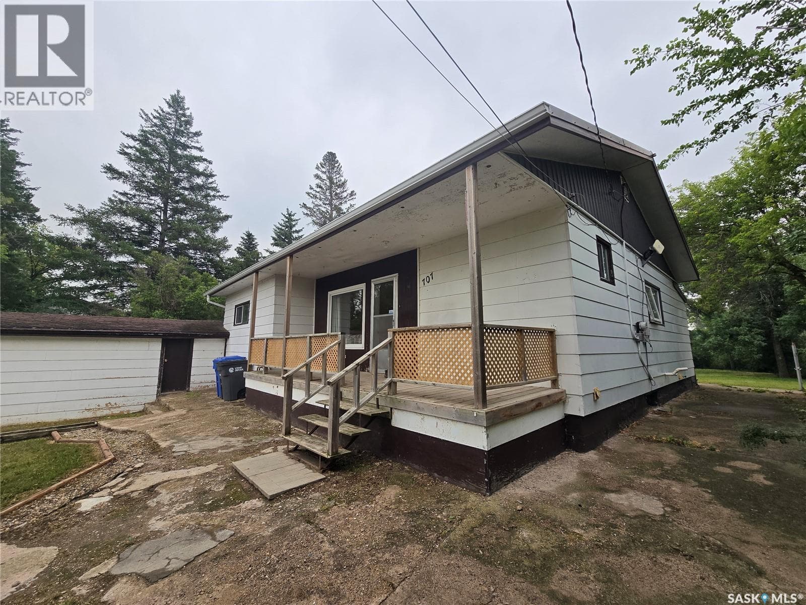 707 POPLAR STREET — photo 2