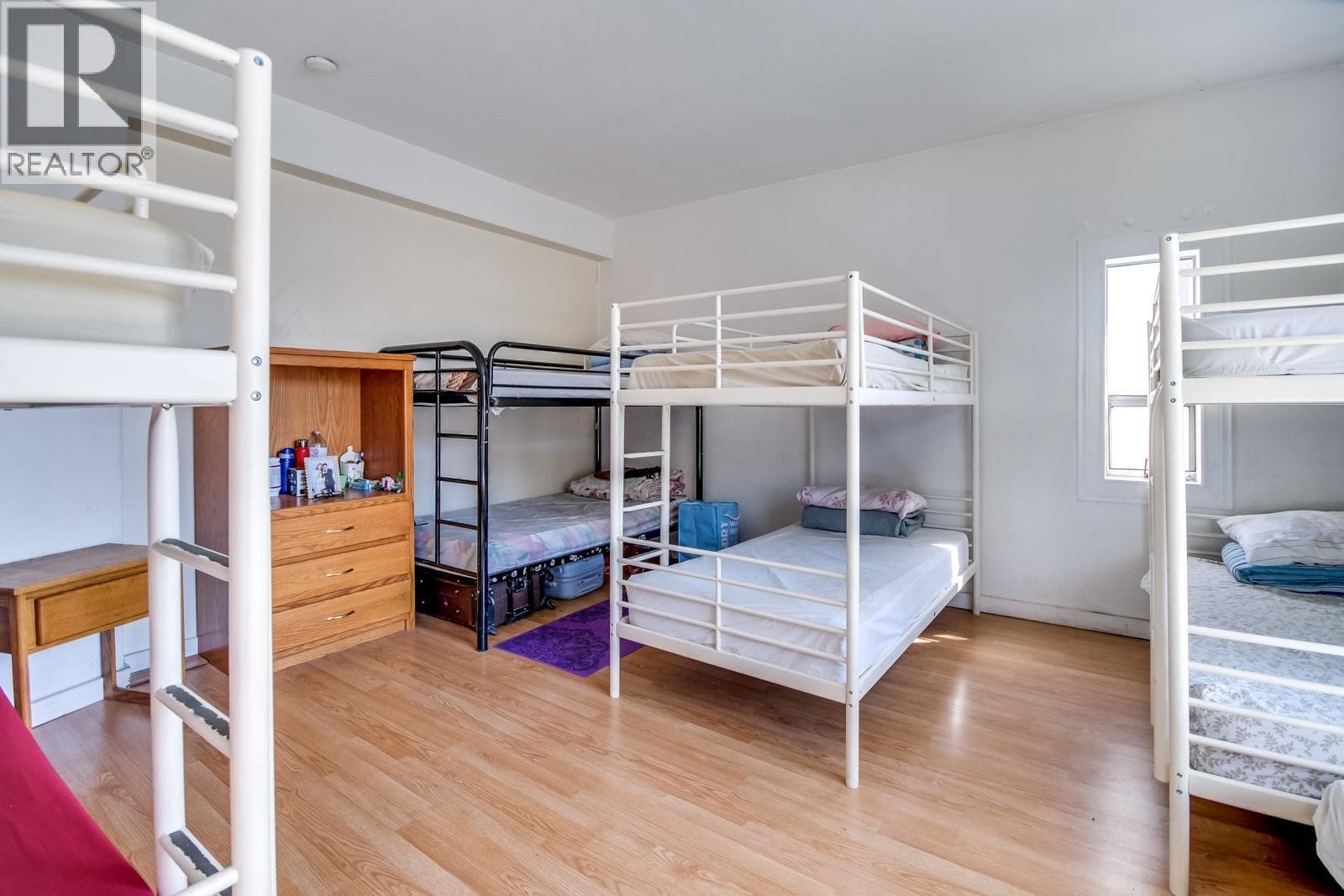 730 BERNARD AVENUE, Interior REALTORS® — photo 5