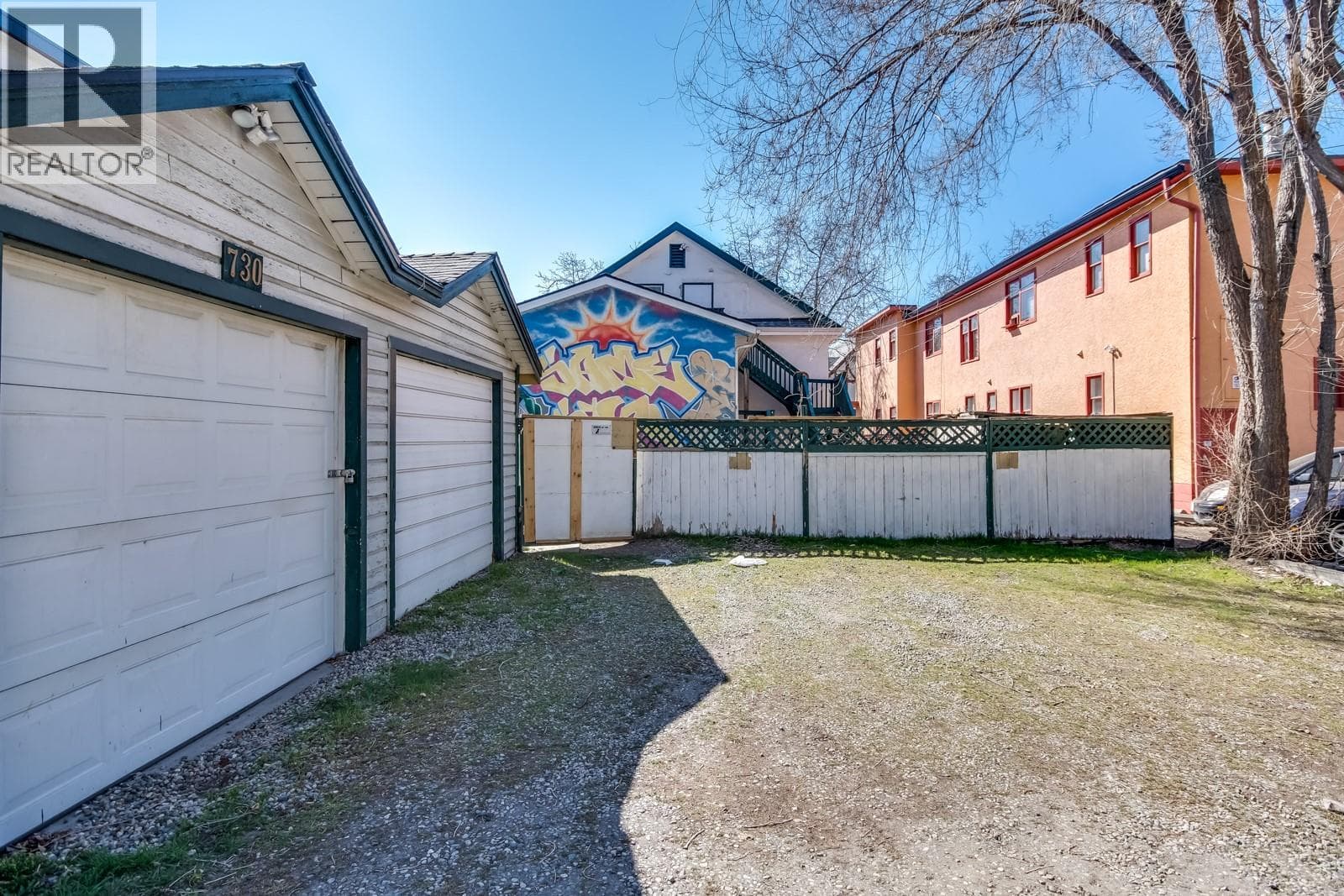 730 BERNARD AVENUE, Interior REALTORS® — photo 4