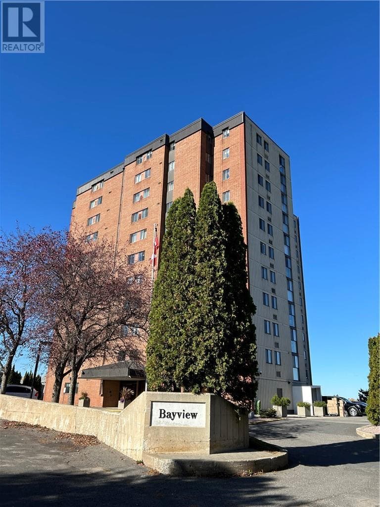 2000 Regent Street Unit# 204 in 