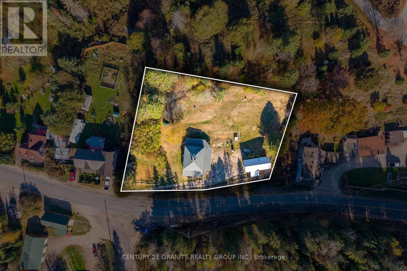 993 DETLOR ROAD, Central Lakes — photo 3