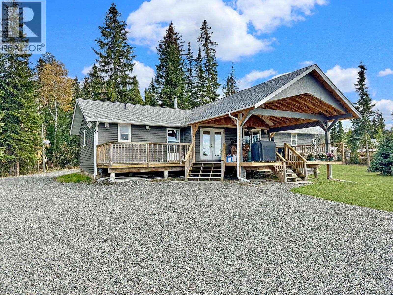 6284 MACABAR ROAD — photo 3