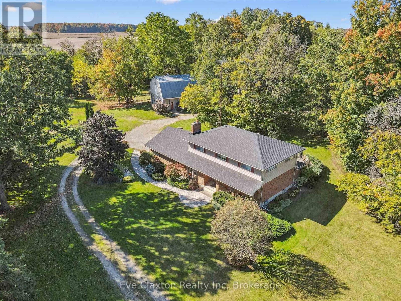 2314 SHANTZ STATION ROAD — photo 4