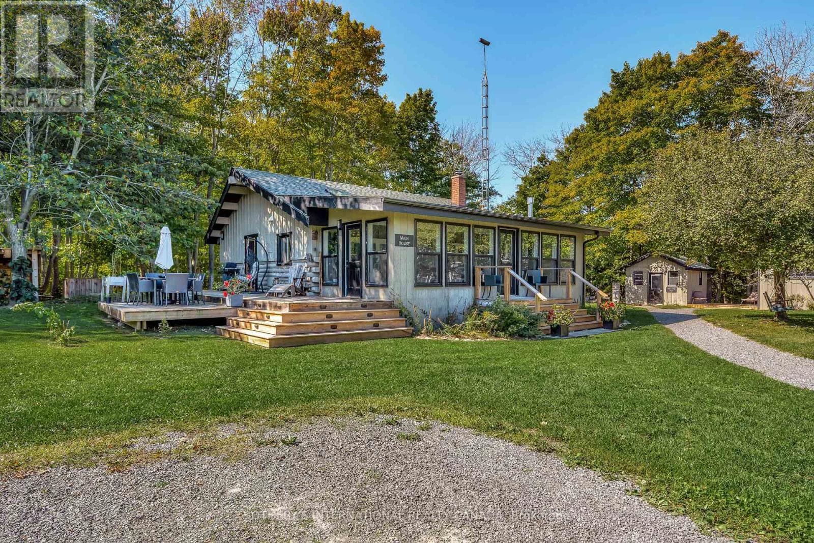 220 EASTERBROOK ROAD S, Toronto — photo 2