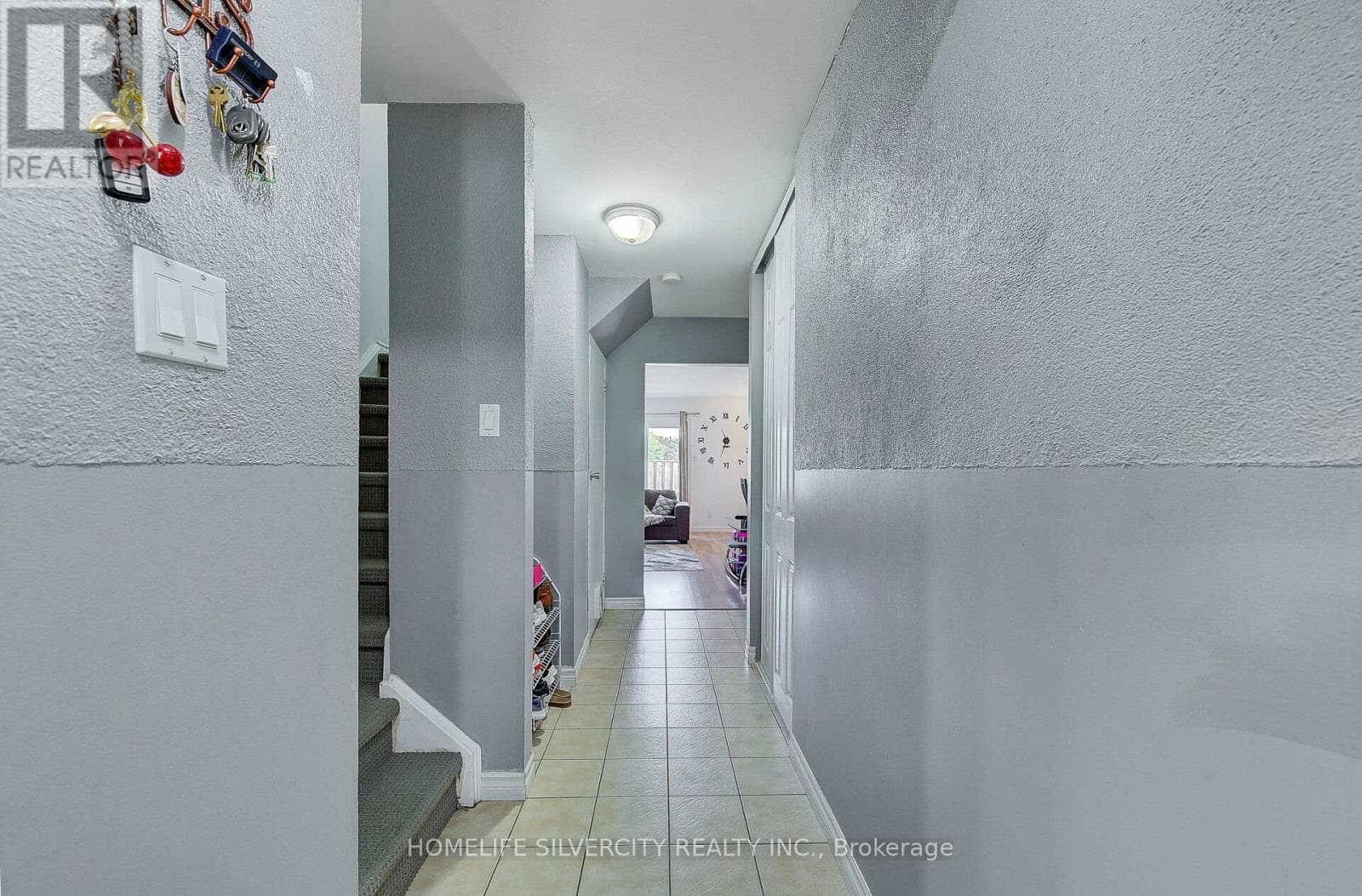 183 DEVERON CRESCENT, Toronto — photo 4
