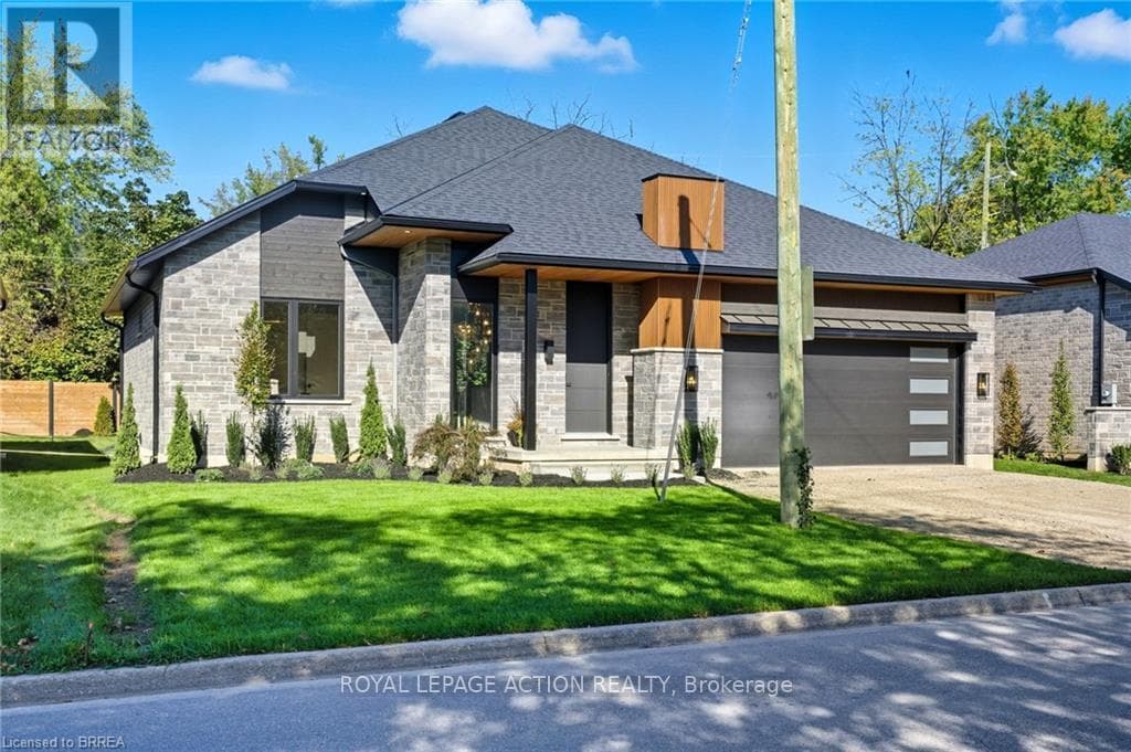 141 PARKSIDE DRIVE in 