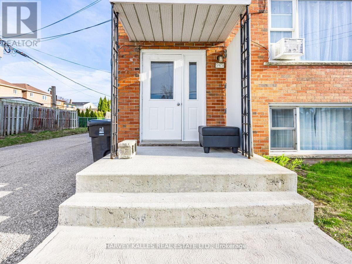 561-563 DANFORTH ROAD, Toronto — photo 5