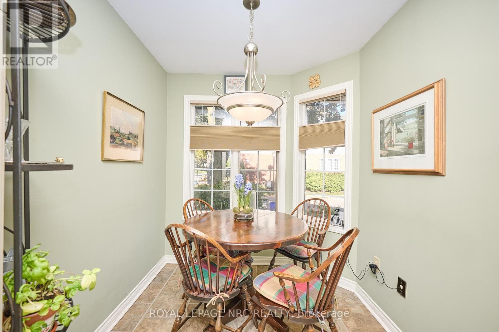 35 - 275 PELHAM ROAD — photo 5
