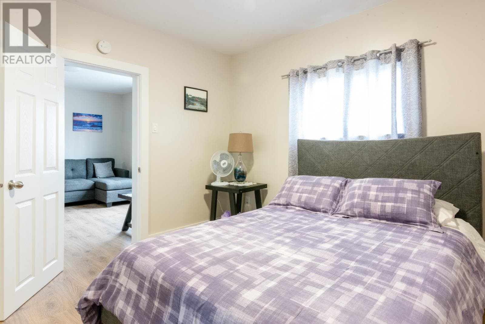 114 Riverside Road E — photo 4