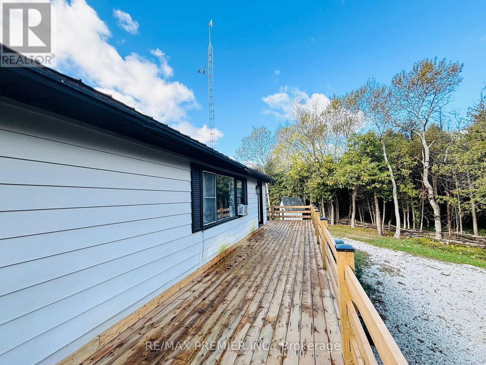 2506 CONCESSION 10 NORTH NOTTAWASAGA ROAD — photo 2