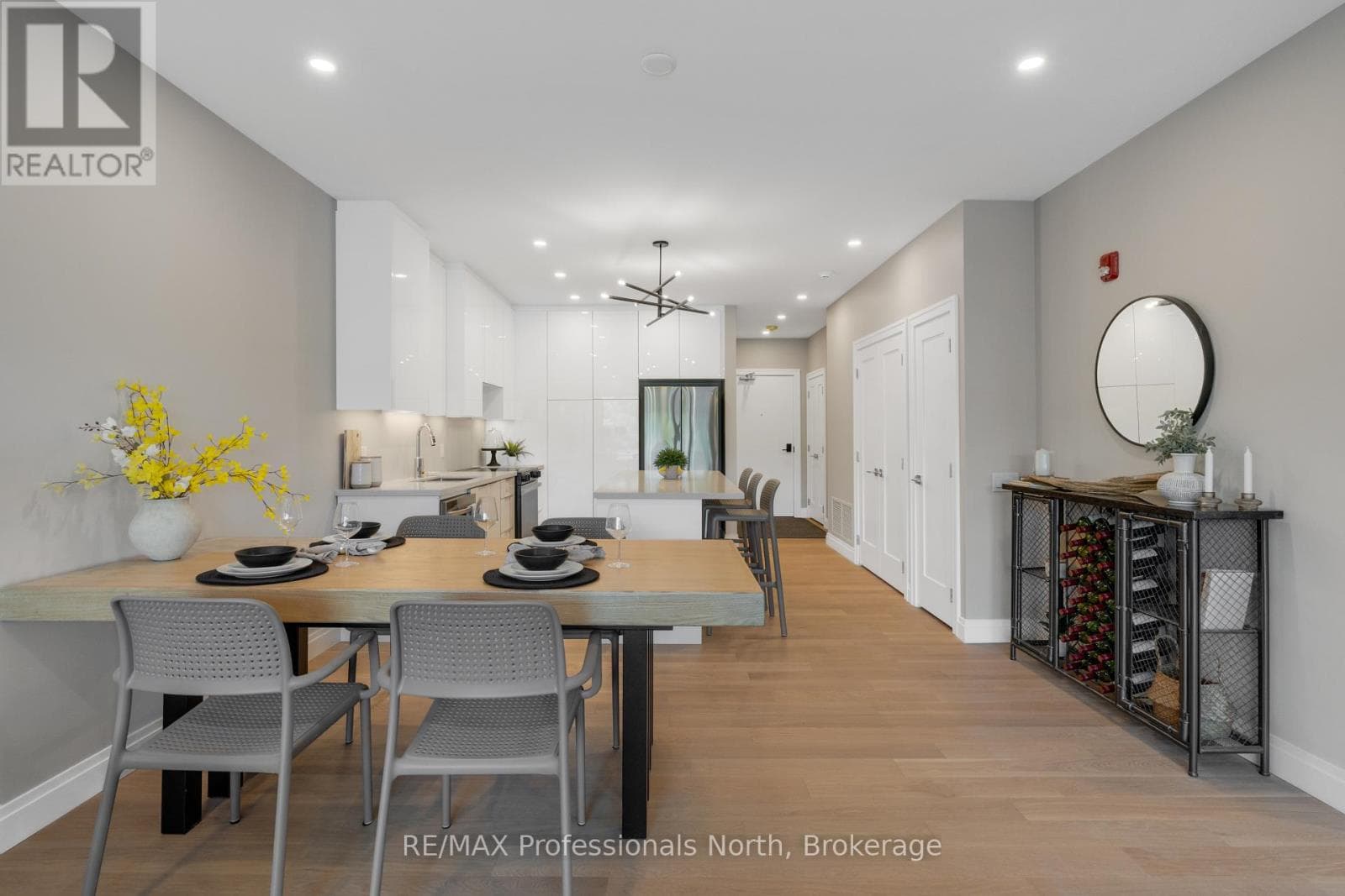 201 - 32 BRUNEL ROAD, OnePoint — photo 4