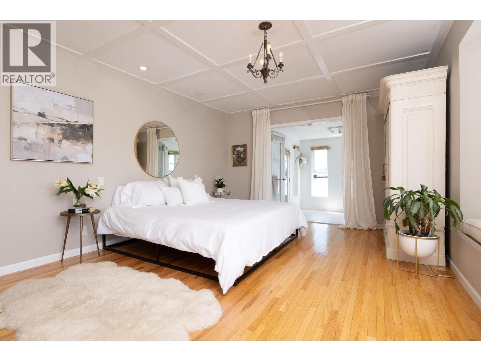 A27 415 WEST ESPLANADE AVENUE — photo 3