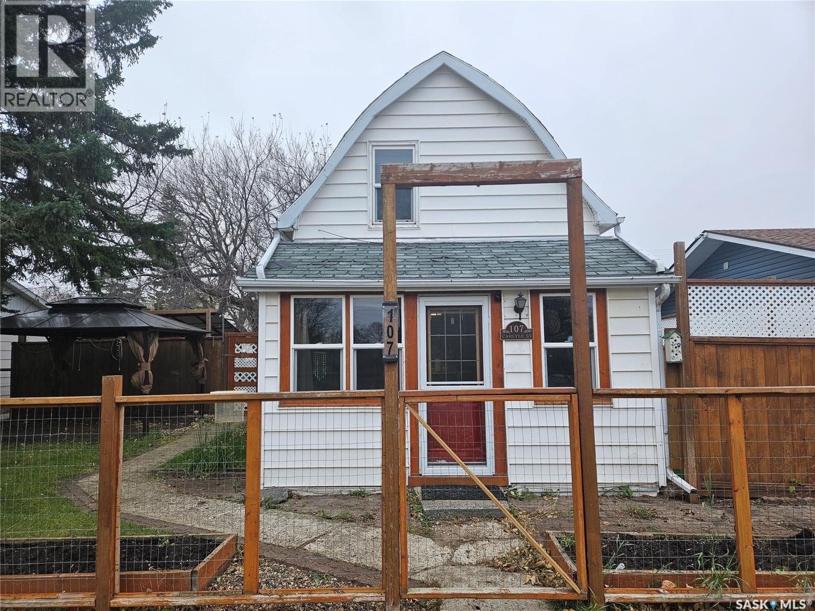 107 Carlyle STREET, Saskatchewan — photo 3