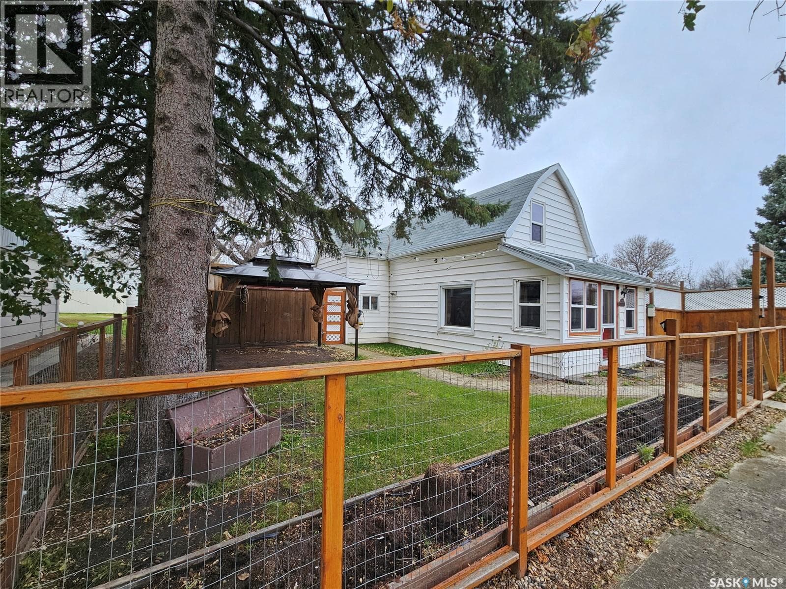 107 Carlyle STREET, Saskatchewan — photo 4
