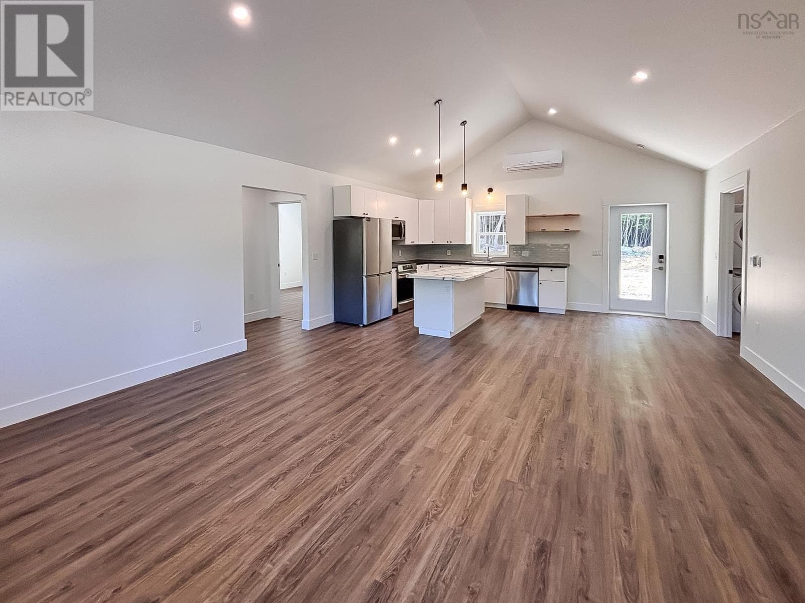 37 Raspberry Court, NSAR — photo 3