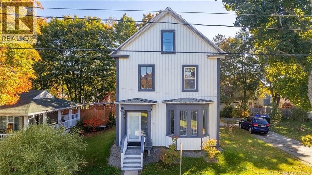 15 VEAZEY STREET, New Brunswick — photo 2