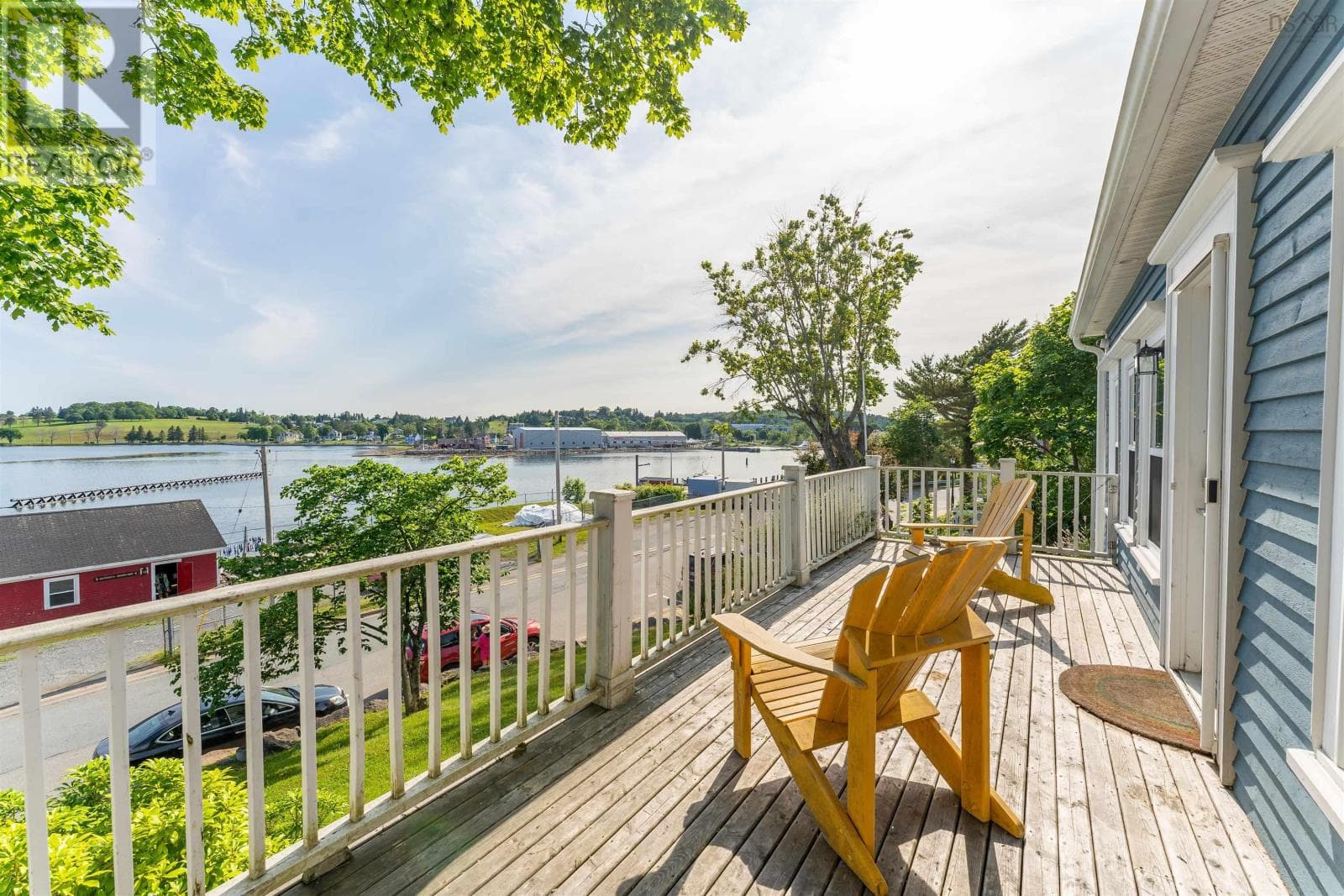 44 MONTAGUE STREET in 