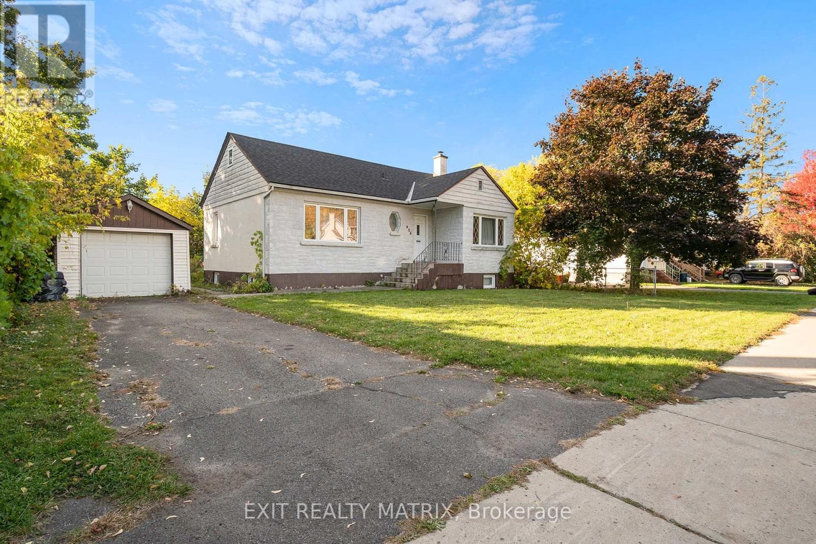 436 BLAKE BOULEVARD, Ottawa — photo 2