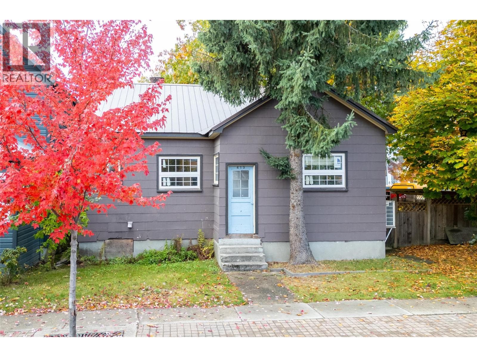 419 First Street, Interior REALTORS® — photo 3
