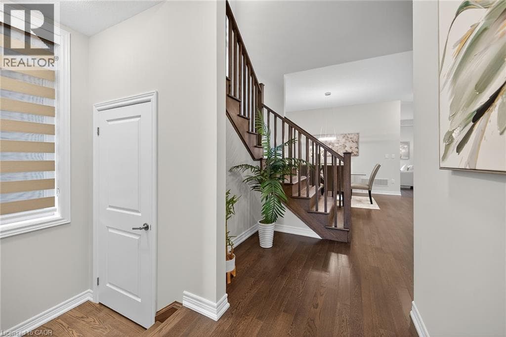 67 STARFIRE CRESCENT — photo 3