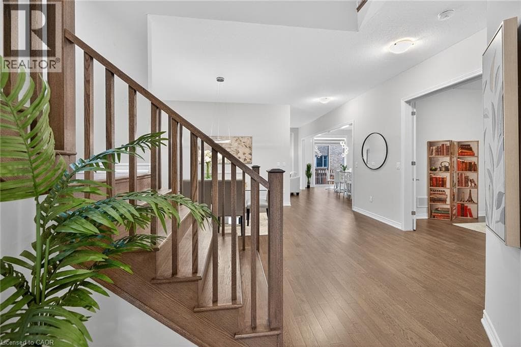 67 STARFIRE CRESCENT — photo 4