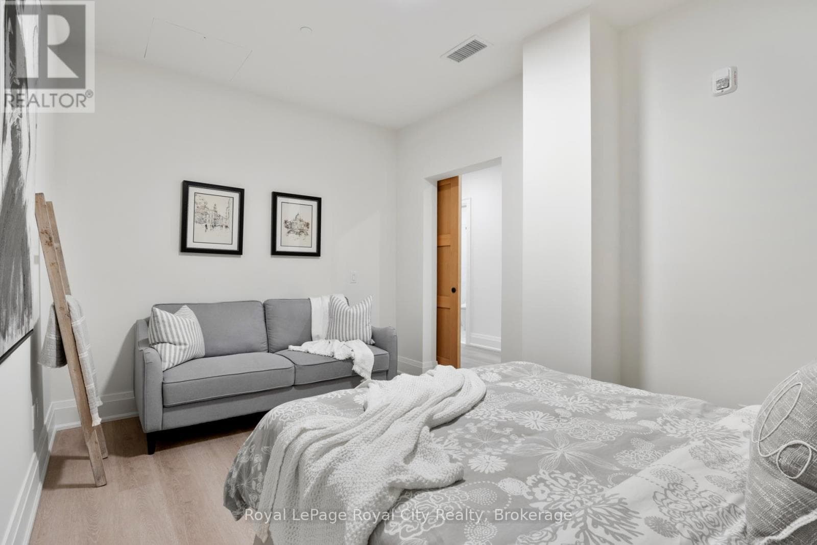 35 - 6523 WELLINGTON 7 ROAD, OnePoint — photo 5
