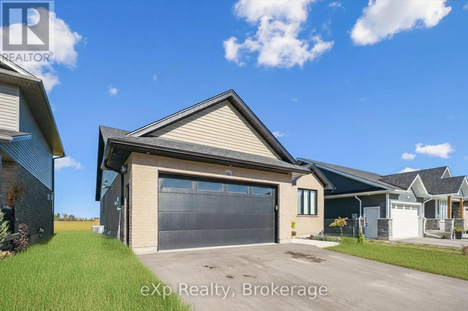 86 REA DRIVE, OnePoint — photo 3