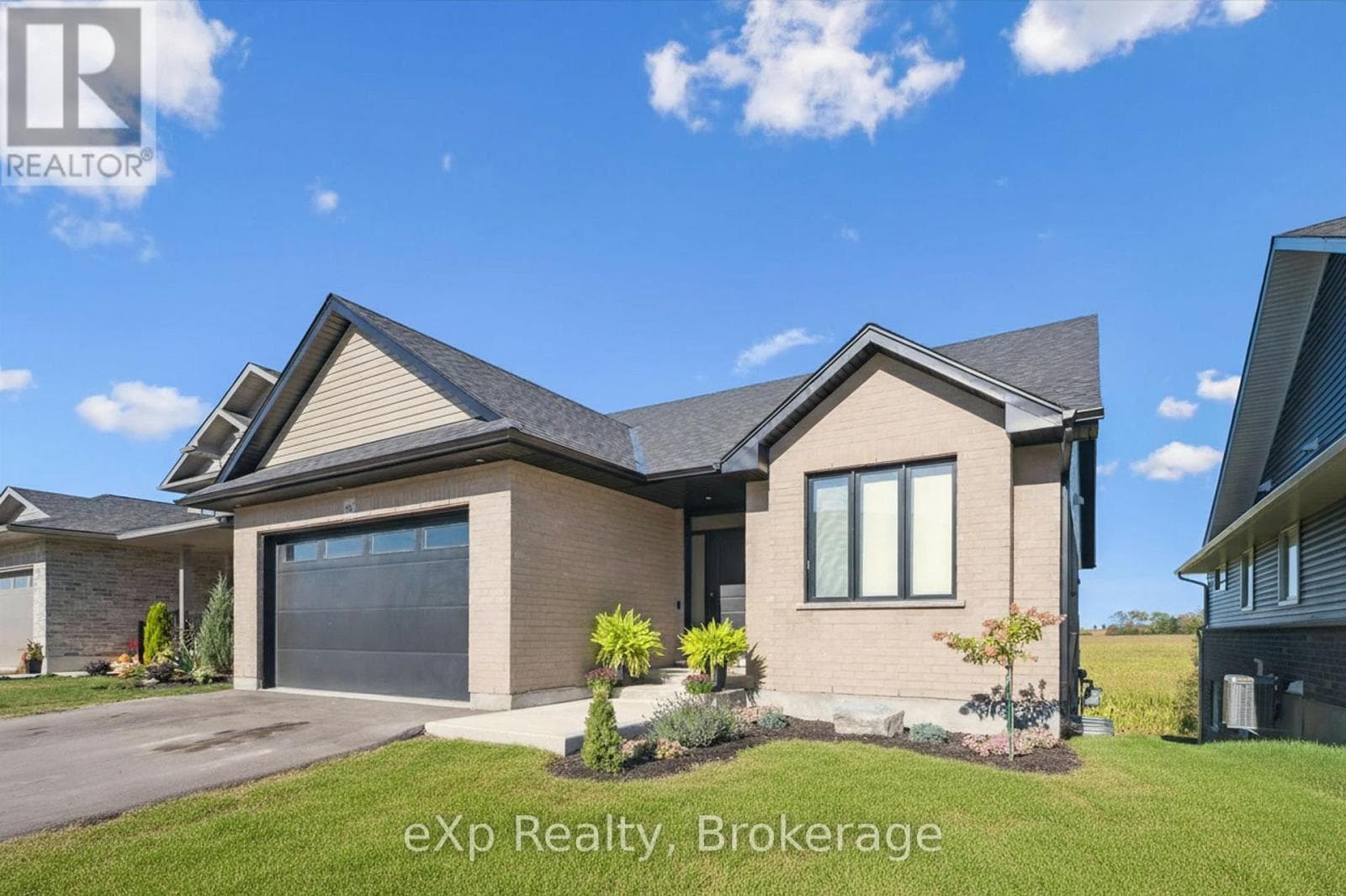 86 REA DRIVE, OnePoint — photo 4