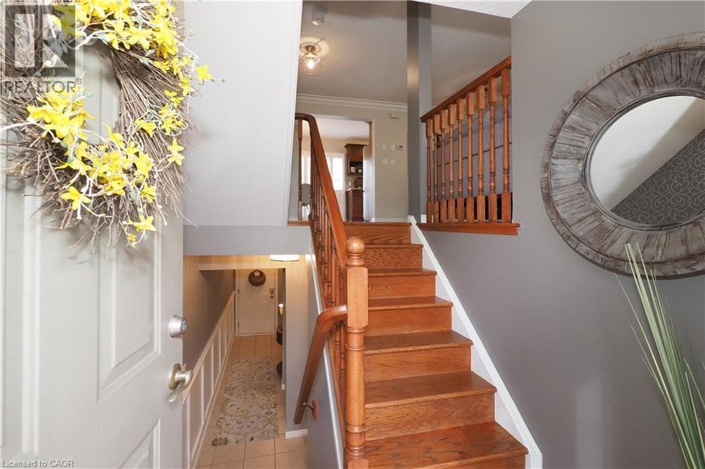 17 GROSVENOR Lane Unit# n/a, Cornerstone — photo 2