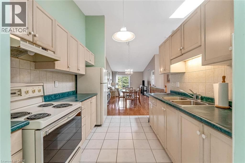 25 KITTY MURRAY LANE UNIT 17 — photo 3