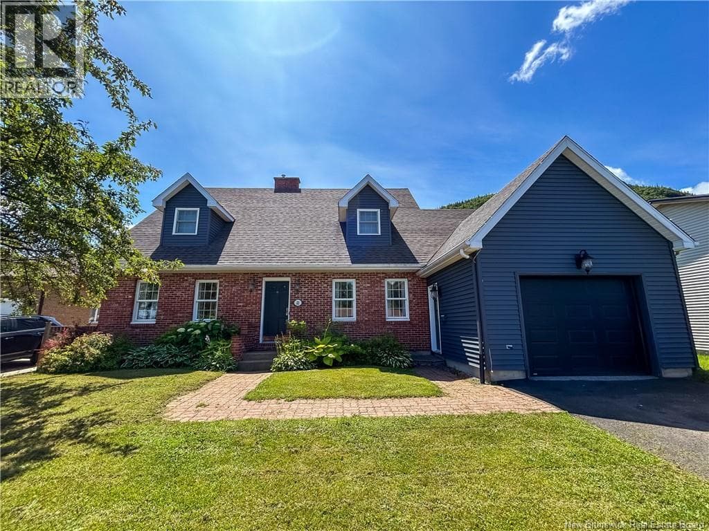 22 WALKER CRESCENT in 