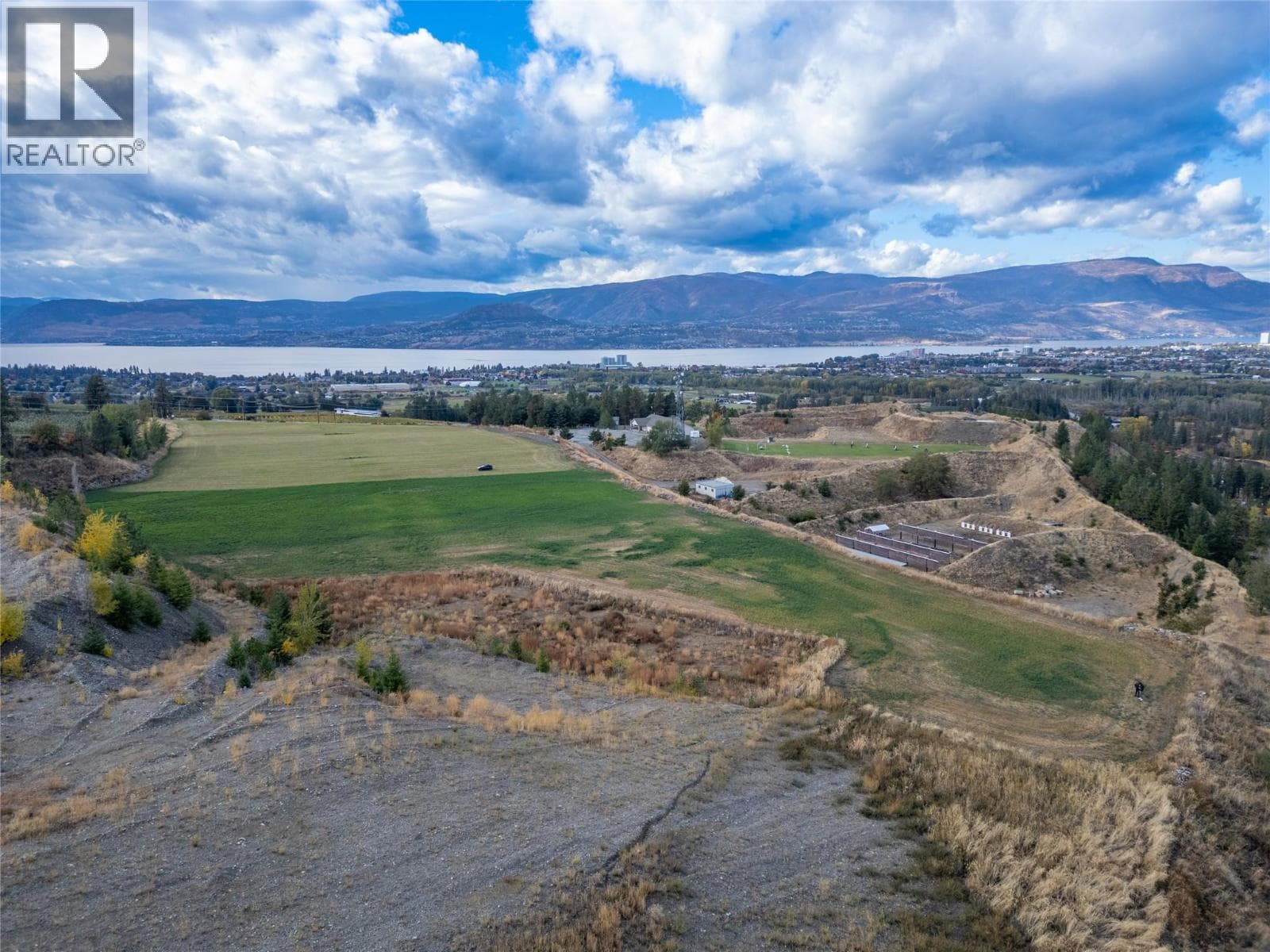 4121 CASORSO ROAD, Interior REALTORS® — photo 5