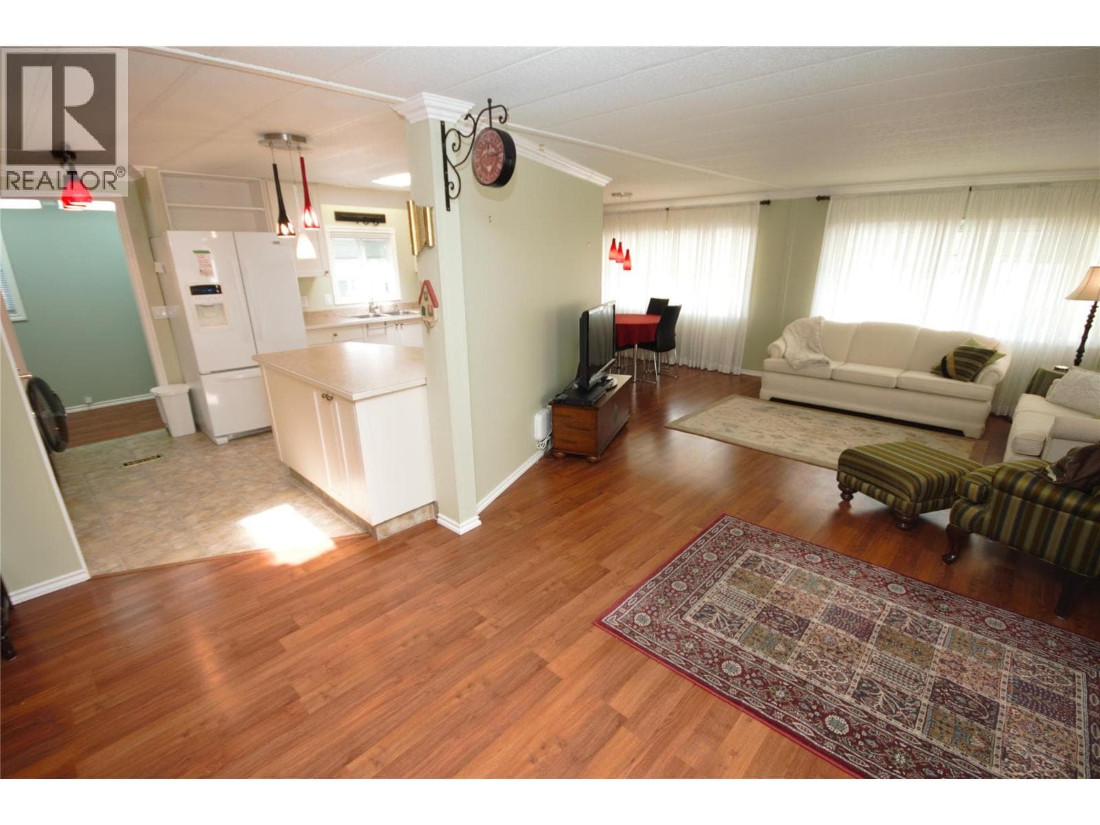 145 6601 Tucelnuit Drive, Interior REALTORS® — photo 5