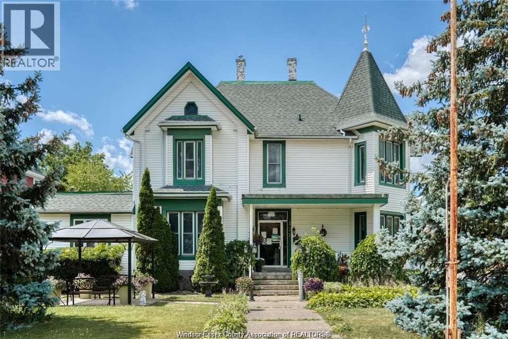 122 TALBOT STREET SOUTH in 