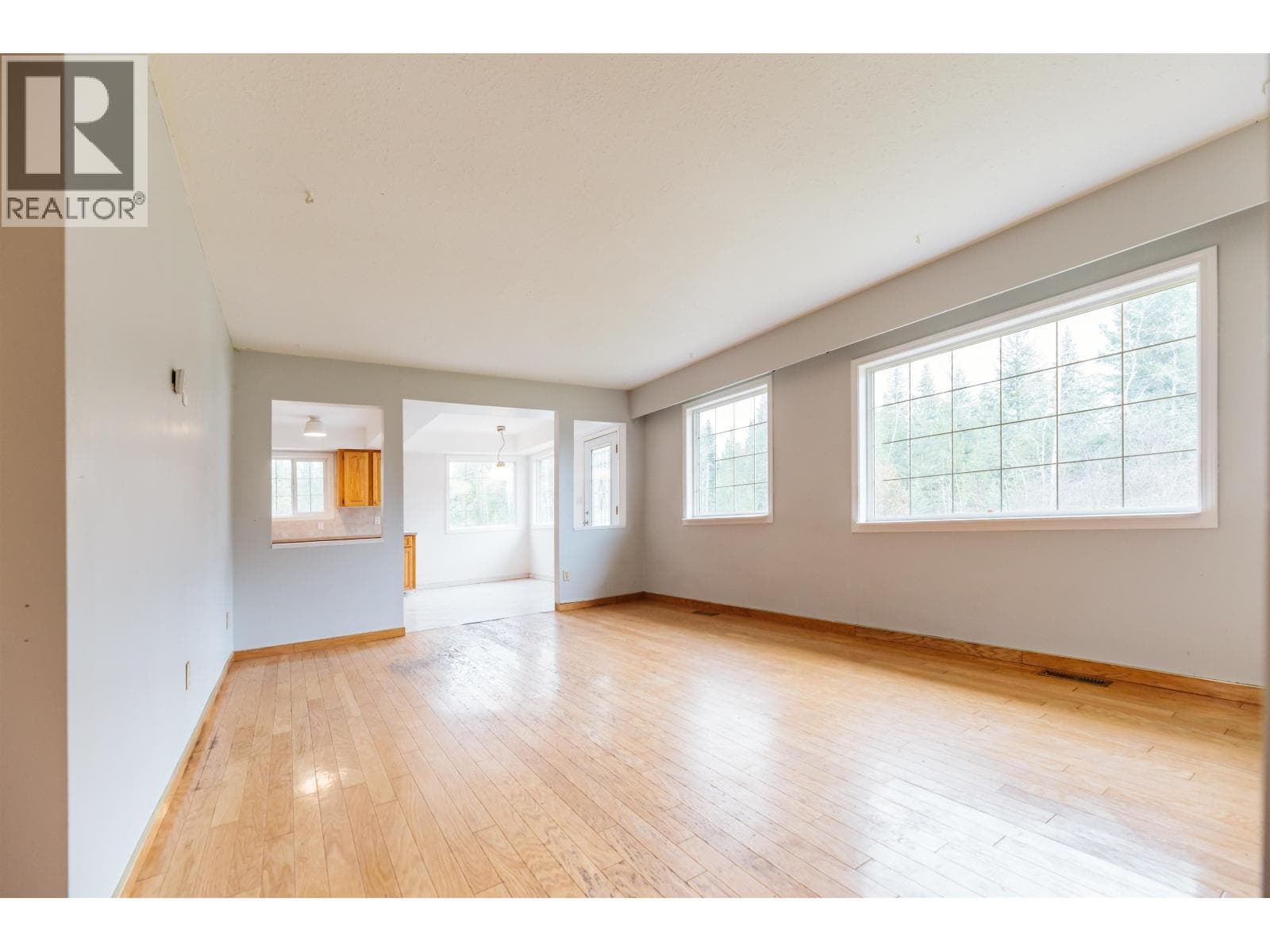 5098 PERKINS ROAD — photo 3