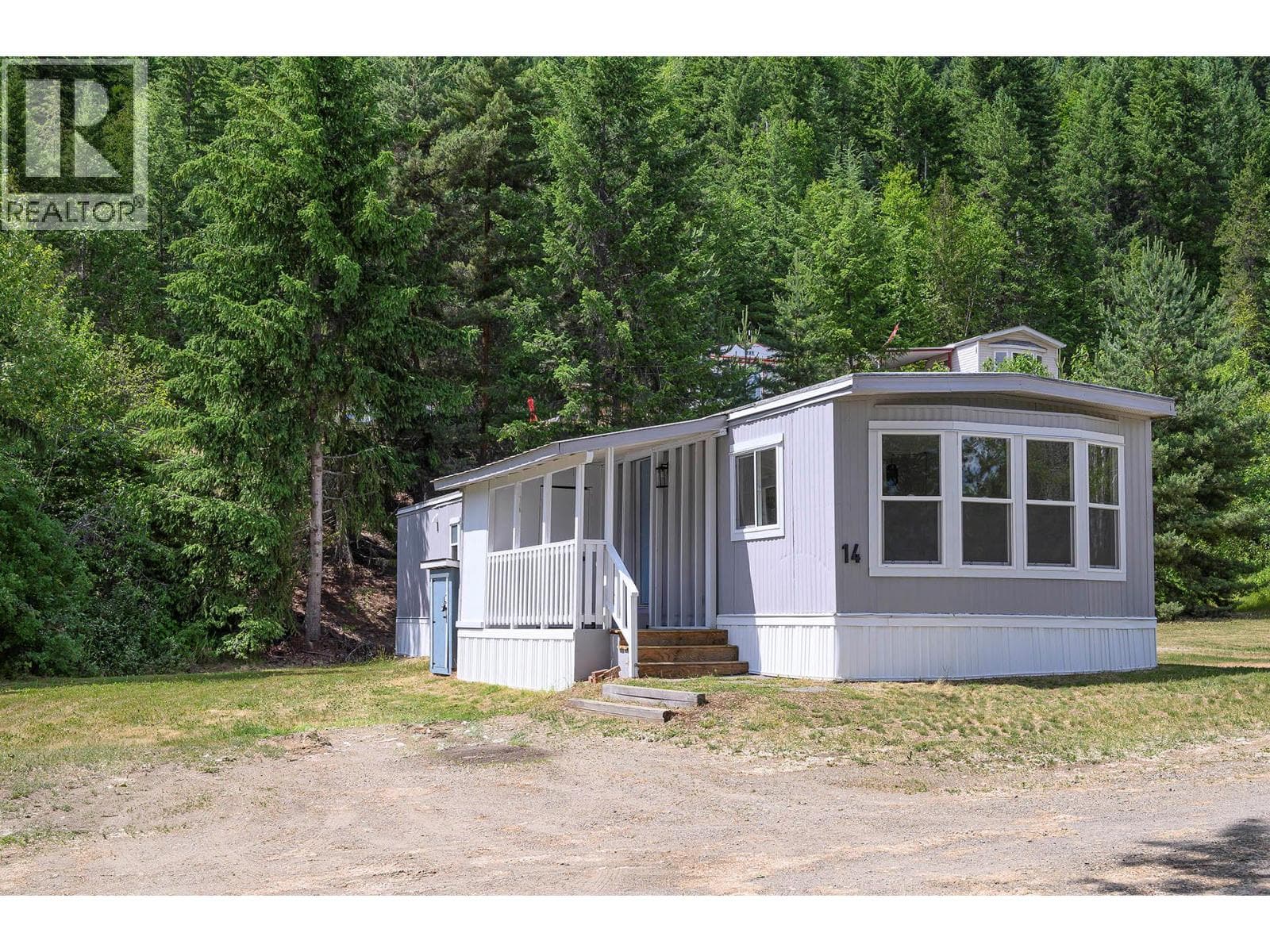 851 OLD NORTH THOMPSON HIGHWAY UNIT 14 — photo 2