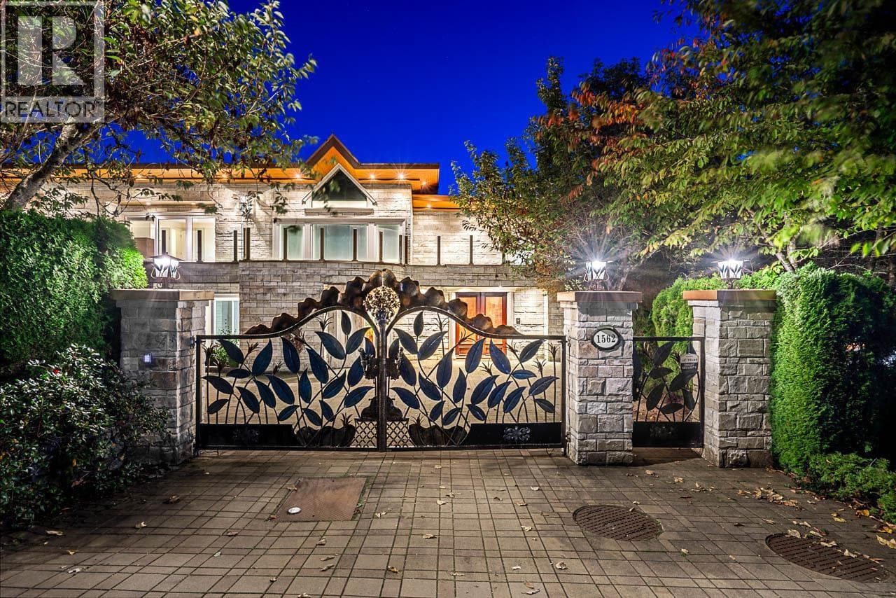 1562 PINECREST DRIVE, Greater Vancouver — photo 3