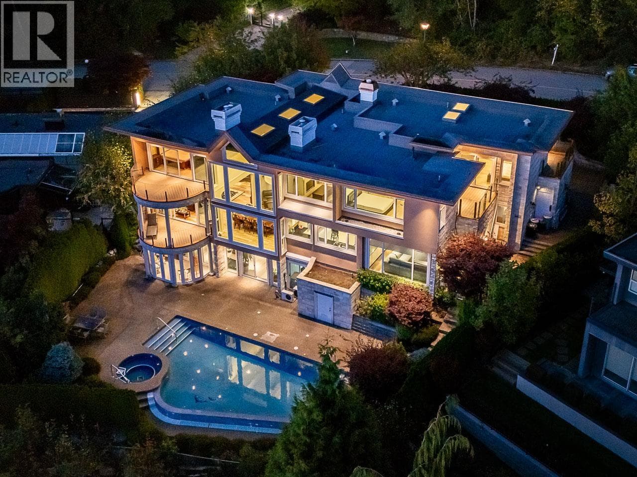 1562 PINECREST DRIVE, Greater Vancouver