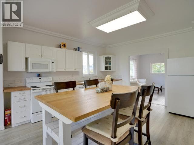 4279 JOYCE AVENUE, Powell River — photo 3