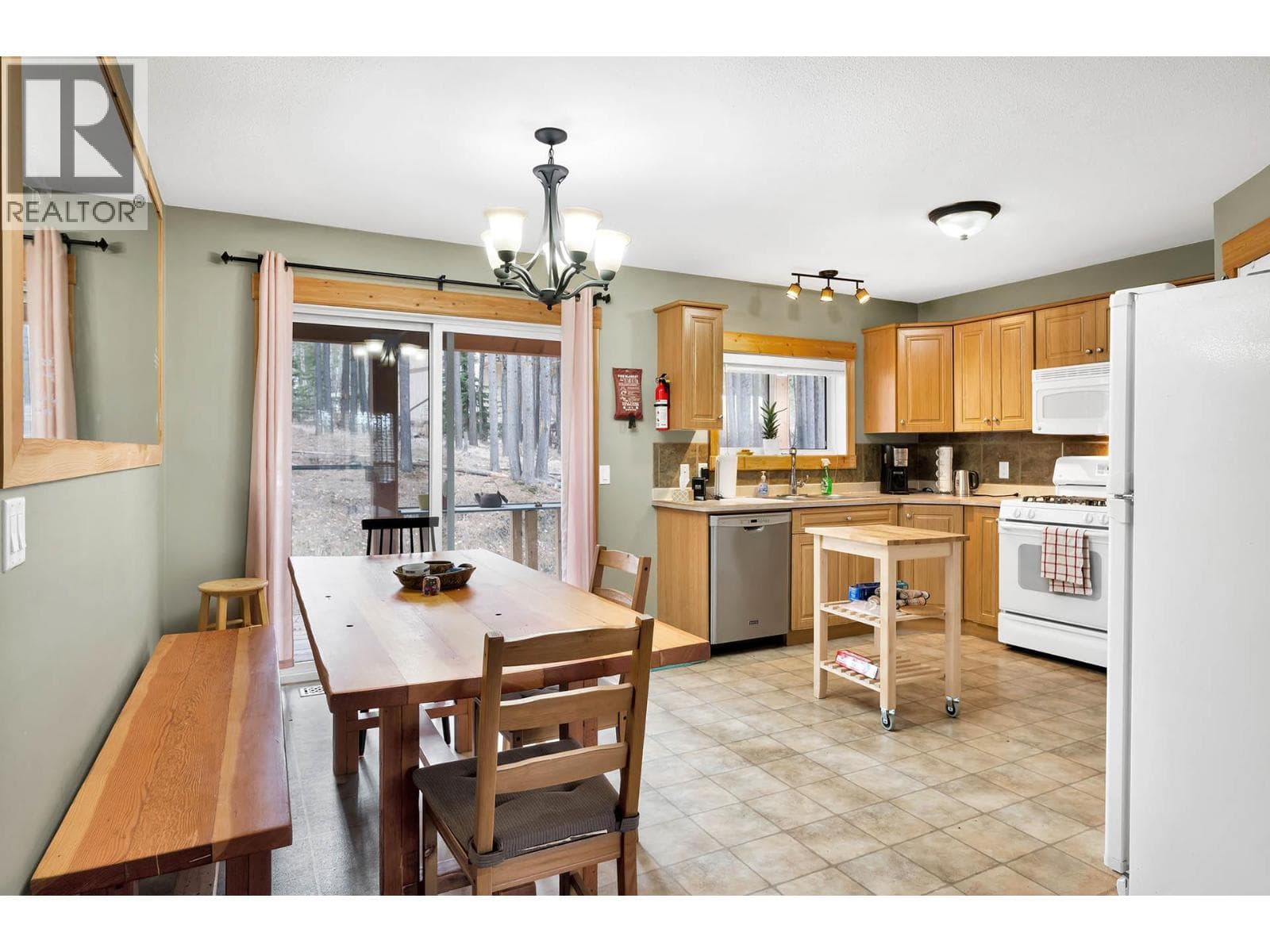 5873 LAKE LE JEUNE ROAD, Interior REALTORS® — photo 3