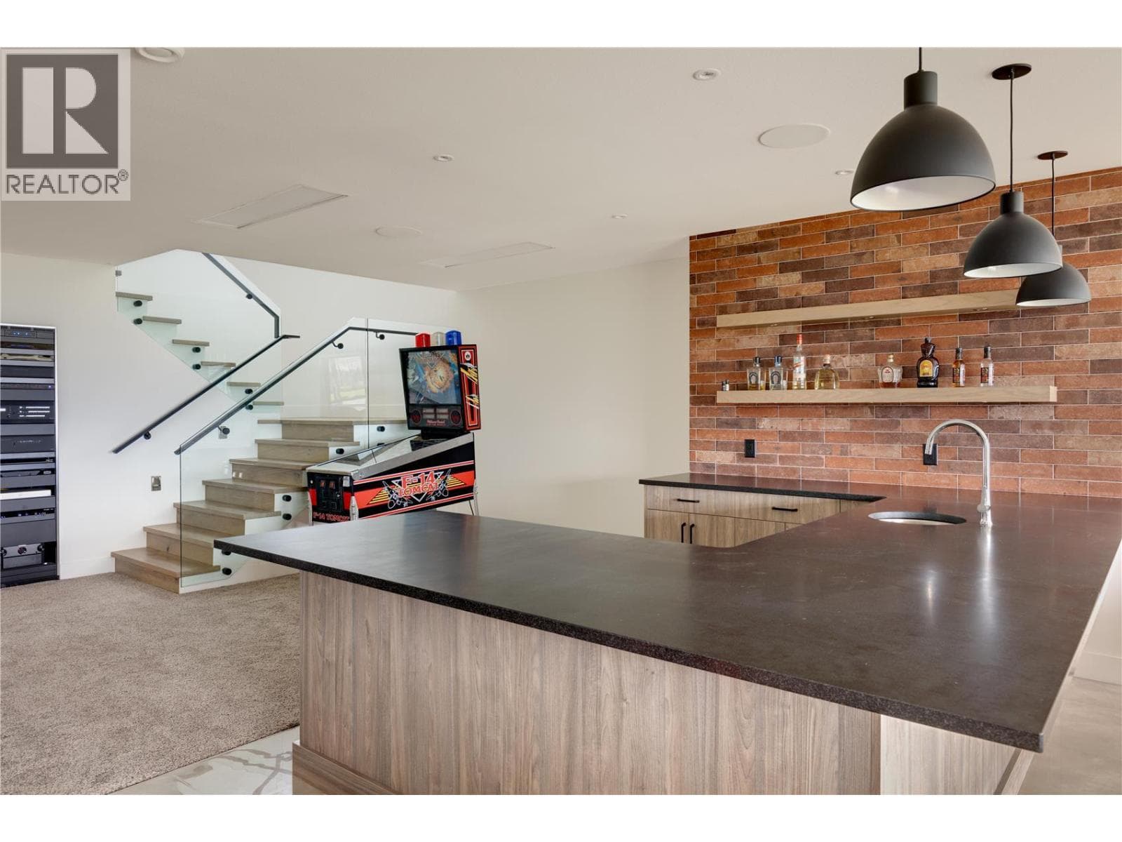 1372 MINE HILL DRIVE, Interior REALTORS® — photo 3