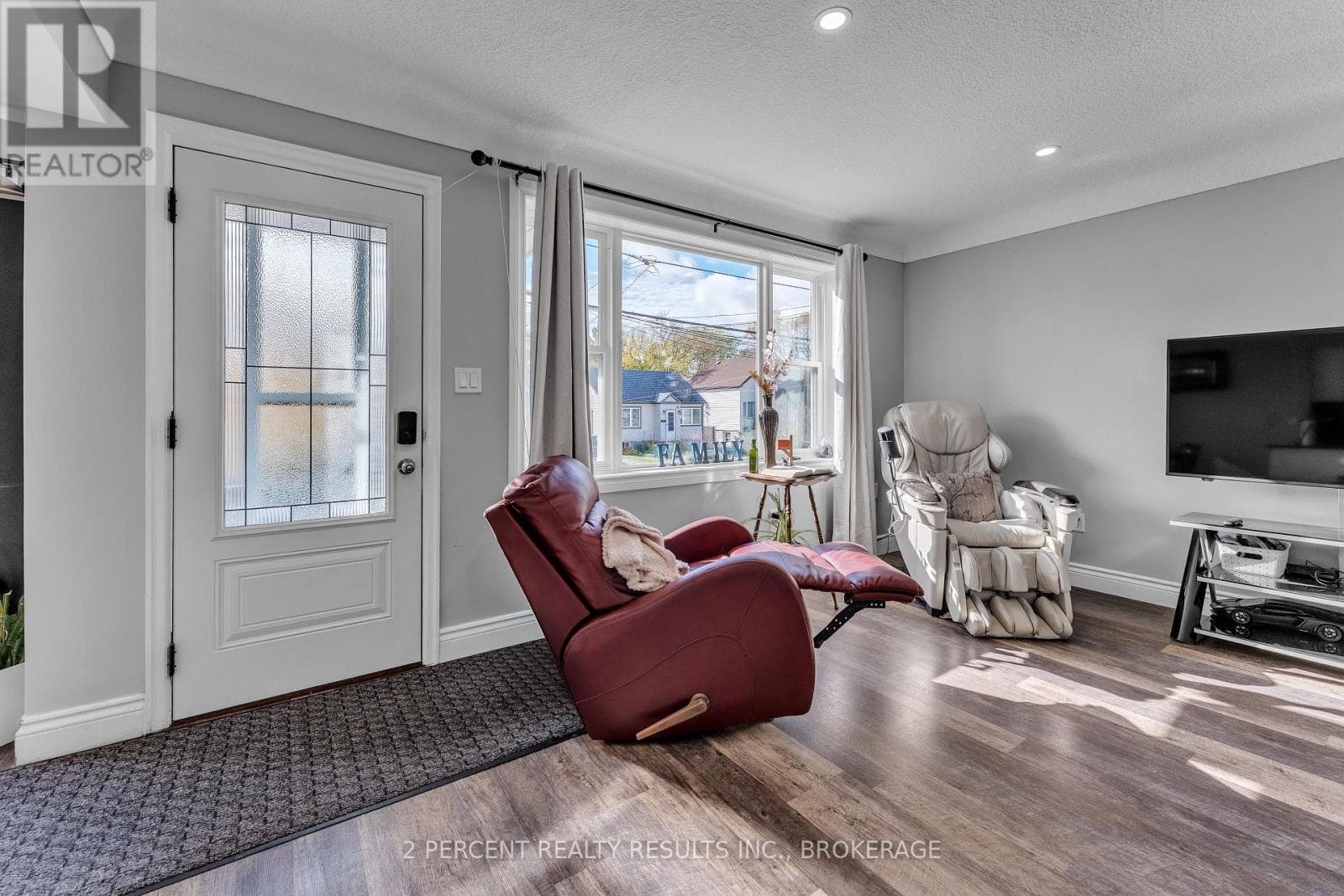 147 FRASER STREET, Kingston — photo 5