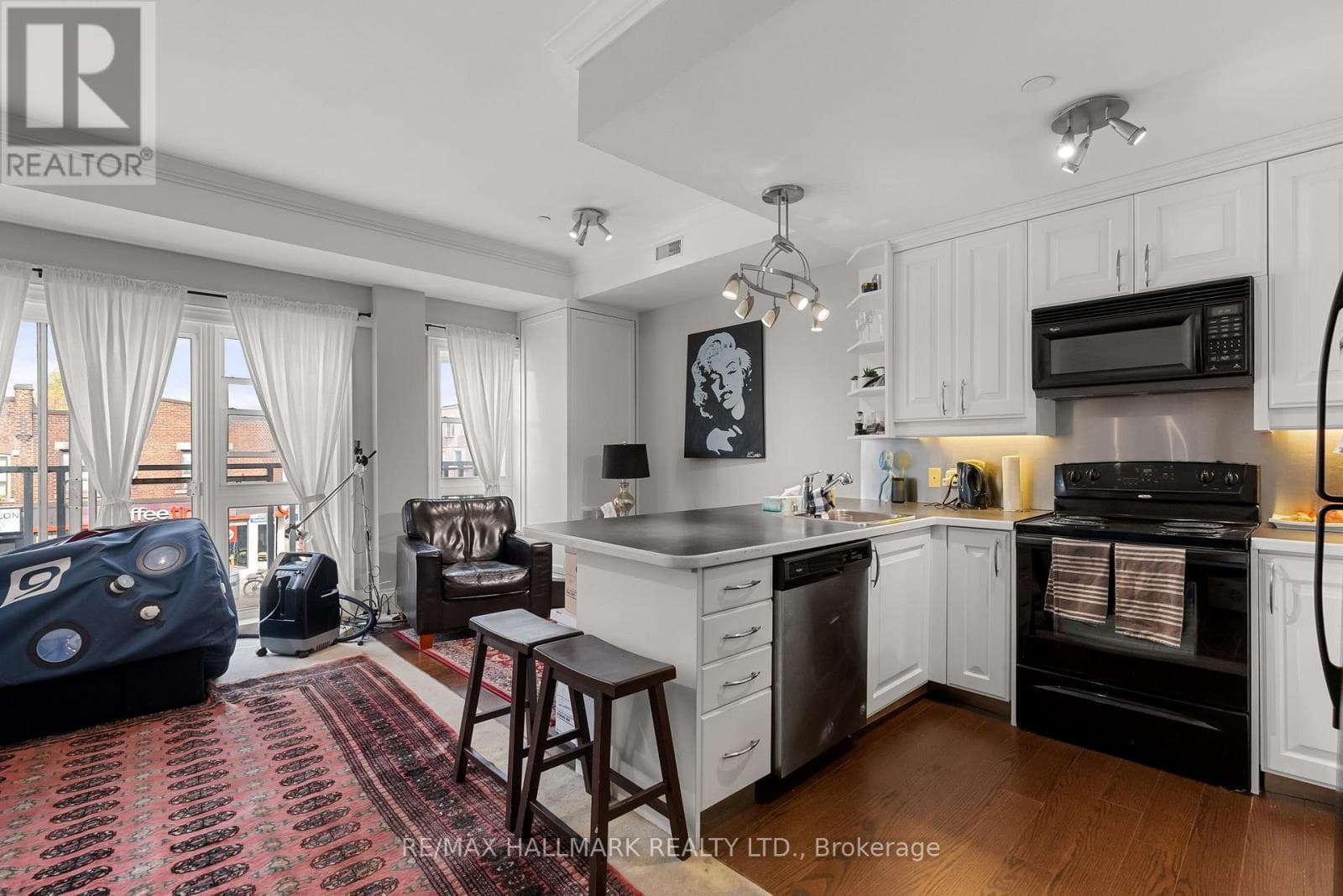 2151 DANFORTH AVENUE, Toronto — photo 5