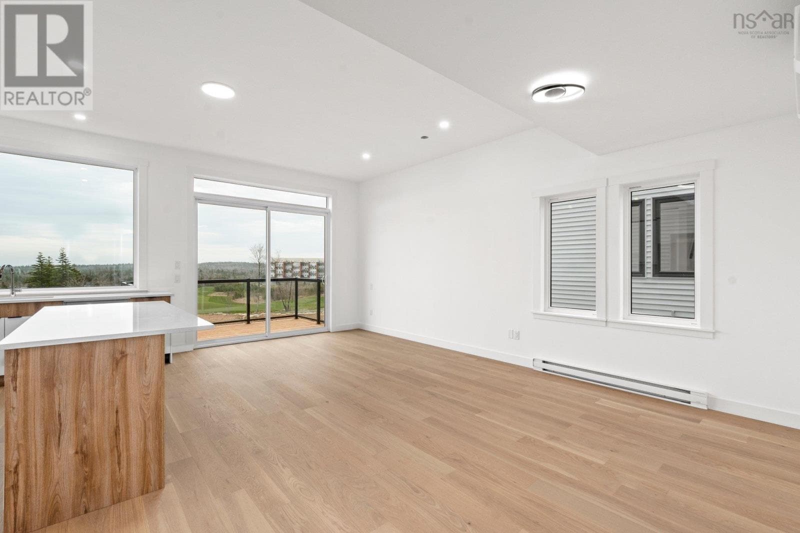 147 Brunello Boulevard — photo 3