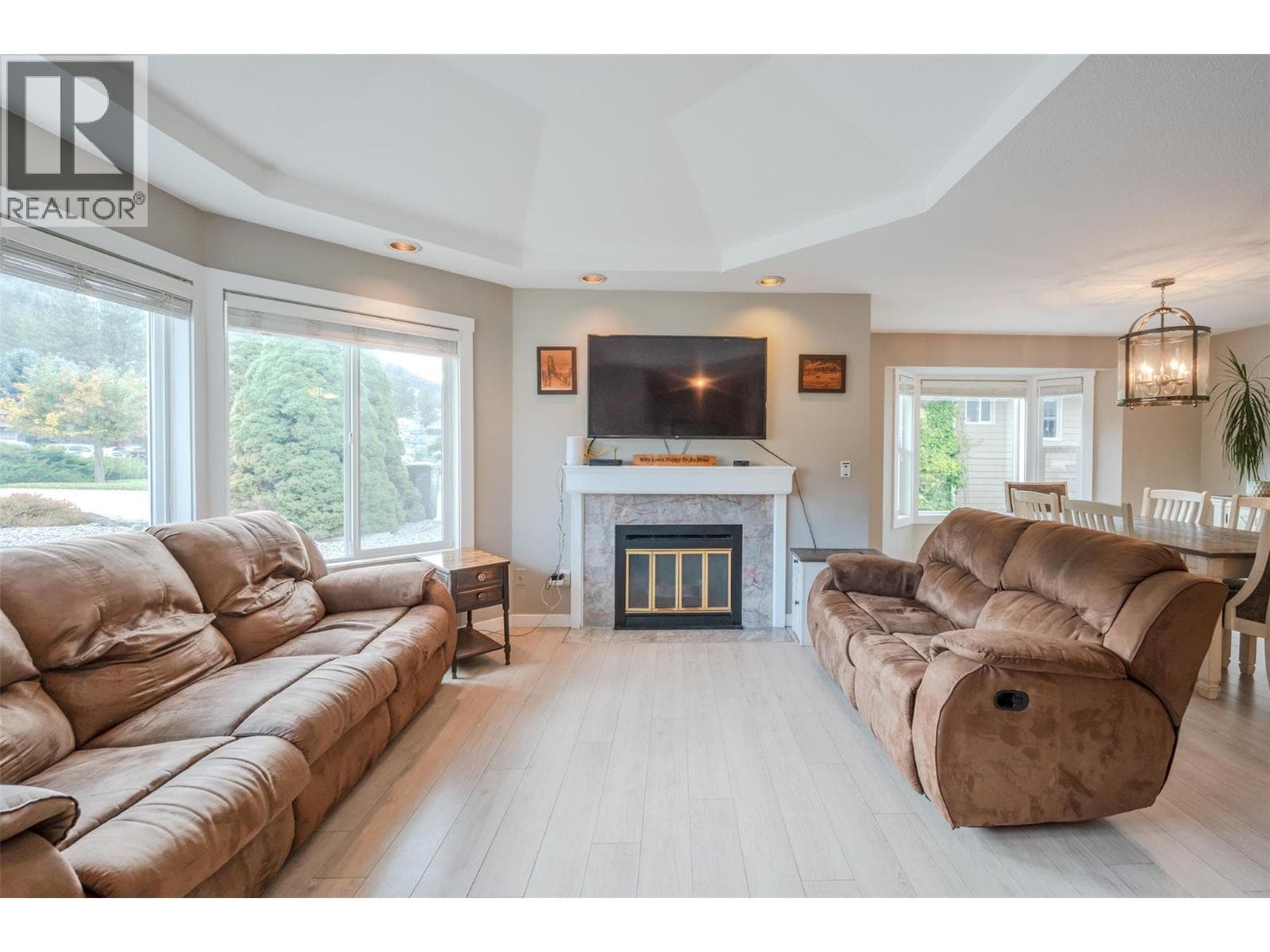 138 EVERGREEN CRESCENT, Interior REALTORS® — photo 5